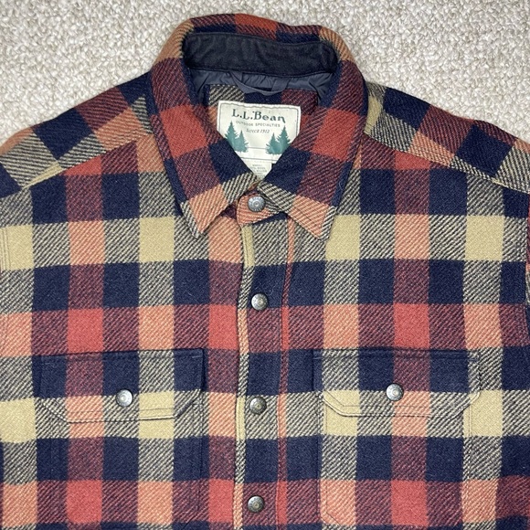L. L. Bean wool insulated shirt jacket - Picture 7 of 12